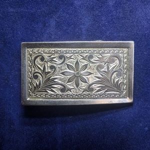 🔴SOLD🔴Vintage Cowgirl Flower Belt Buckle